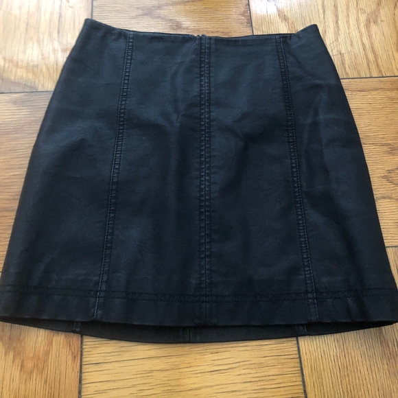 Free people mini leather skirt - Picture 1 of 5